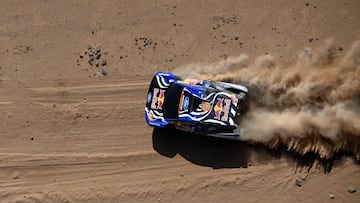 Ford Racing�s Spanish driver Nani Roma and Spanish co?pilot Alex Haro compete in Stage 11 of the 48th edition of the Dakar Rally 2026, between Bisha and al-Henakiyah, Saudi Arabia, on January 15, 2026. (Photo by Giuseppe CACACE / AFP)