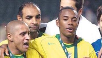 <b>CAMPEÓN. </b>Robinho triunfó en la Copa Confederaciones con Brasil.