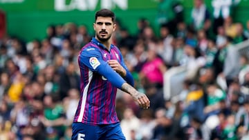 Juan Berrocal durante el partido ante el Racing en el Sardinero