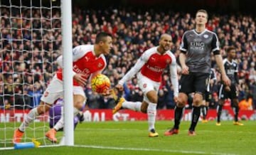 Sánchez, protagonista en la emocionante victoria de Arsenal