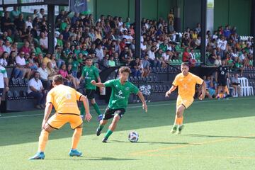 Mitsuki Hidaka, en acción con el Atlético Paso.