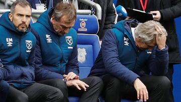 Manuel Pellegrini se lamenta en el partido frente al Cardiff.