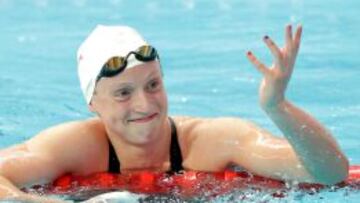 Katie Ledecky tras batir el r&eacute;cord del mundo de 1.500 libres.