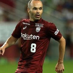 Iniesta lanza un dardo a Cuatro por sus botas a través de Twitter
