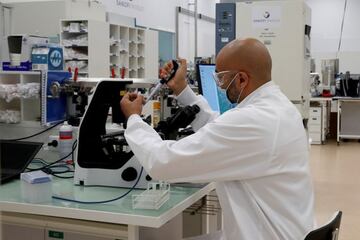 A researcher works in an industrial development laboratory at the vaccine unit of French drugmaker Sanofi's Pasteur plant in Marcy-l'Etoile, near Lyon, France June 16, 2020.