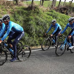 Demuestra tus conocimientos sobre la Vuelta y gana una bicicleta oficial del Movistar Team