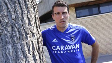 Zapater, intervenido del tendón rotuliano de la rodilla derecha