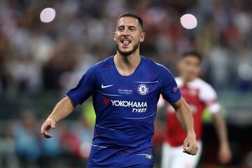 3-0. Eden hazard celebr¨® el tercer gol que marc¨® de penalti.