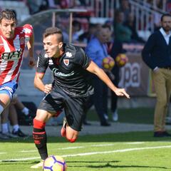 El Numancia valorará fichar un lateral tras el partido del Huesca