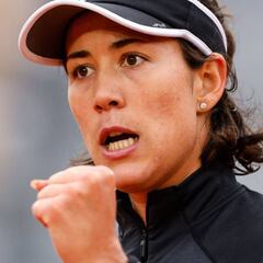 Muguruza salva un día de terror para no fallar en su estreno