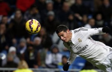 El colombiano marcó gol y salió lesionado a los 20 minutos del primer tiempo. 