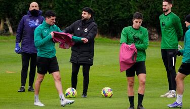 “El paso al frente siempre lo dan los jugadores, yo tengo que conseguir que tengan confianza para darlo”