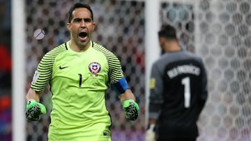 El emocionante mensaje del Chino Ríos para Claudio Bravo