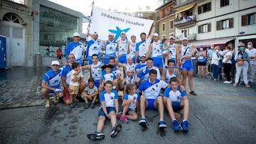 La Donostiarra, con su bandera
