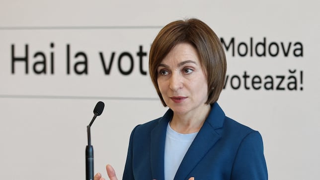 Giro en el referéndum de Moldavia y golpe a Rusia