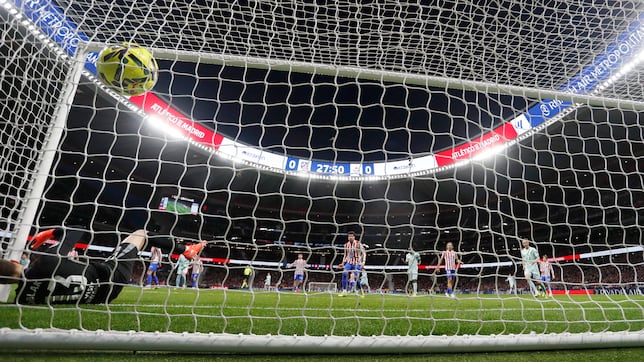 Pellegrini devuelve el golpe