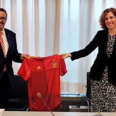 El Gobierno se planta ante UEFA: no abrirá estadios al público