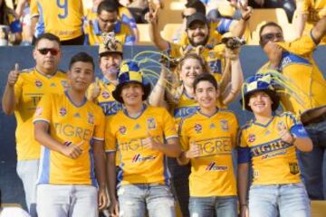 Este fue el ambiente dentro y fuera del campo en el clásico de la 'Sultana del Norte' celebrado este sábado en el Estadio Universitario.