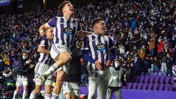 VALLADOLID. 08/01/22. PHOTOGENIC. ESTADIO JOSE ZORRILLA, PARTIDO DE LA LIGA SMARTBANK ENTRE EL REAL VALLADOLID Y EL BURGOS CF. GOL DE CRISTO