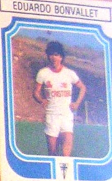 Eduardo Bonvallet jug&oacute; f&uacute;tbol profesional durante 11 a&ntilde;os. Se retir&oacute; en 1983, defendiendo a Uni&oacute;n San Felipe, por una lesi&oacute;n cr&oacute;nica.