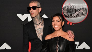 Travis Barker est&aacute; borrando a su ex de su vida. El m&uacute;sico cubri&oacute; un tatuaje con el nombre de Shanna Moakler y lo cubri&oacute; con uno de Kourtney Kardashian.