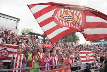 Girona fans cheering on their team against Zaragoza.