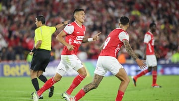 Jugadores de Santa Fe en un partido de la Liga BetPlay.