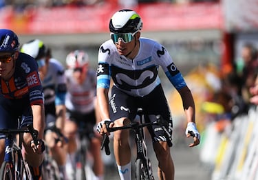 Enric Mas de Movistar Team durante la 104.ª Volta Ciclista a Cataluña 2025.