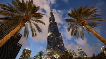 This picture taken on March 23, 2023 shows a view of Dubai's landmark Burj Khalifa skyscraper, the world's tallest building, on the first day of the Muslim holy fasting month of Ramadan. (Photo by Giuseppe CACACE / AFP) (Photo by GIUSEPPE CACACE/AFP via Getty Images)