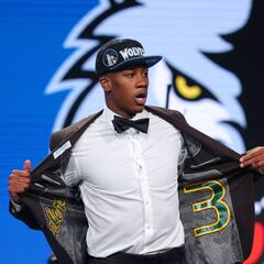 Ricky pudo salir, Butler pudo llegar y al final... ¡Kris Dunn!