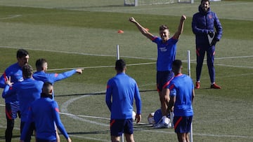 Marcos Llorente, durante un entrenamiento con el Atlético.