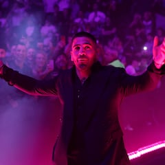 Ilia ignites Topuria-mania