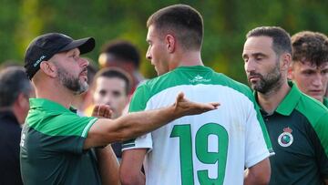 Karrikaburu, 19 del Racing.