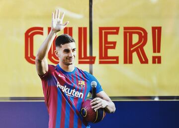 Presentación de Ferrán Torres como nuevo jugador del FC Barcelona.