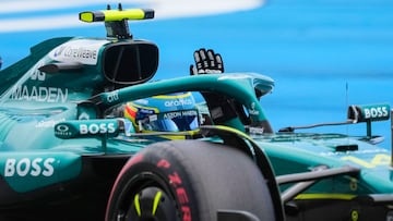 Fernando Alonso (Aston Martin AMR25). Barcelona, España.