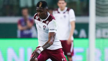 Fluminense preocupado por falta de gol de Yony González