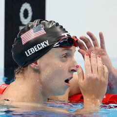 Ariarne Titmus vence a Katie Ledecky, que se quedó sin medalla en 200 metros libres