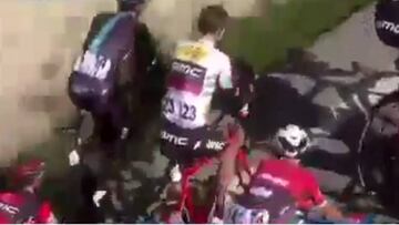 Sigue el pique Movistar-BMC: Rojas acusa a Van Garderen de quitarse el casco en carrera