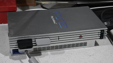 PlayStation 2 Silver