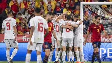 Zaragoza (Spain), 24/09/2022.- Swiss players celebrate after winning the UEFA Nations League soccer match between Spain and Switzerland in Zaragoza, Spain, 24 September 2022. (España, Suiza) EFE/EPA/JEAN-CHRISTOPHE BOTT