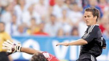 <b>EL MÁS RÁPIDO.</b> Owen volvió a marcar.