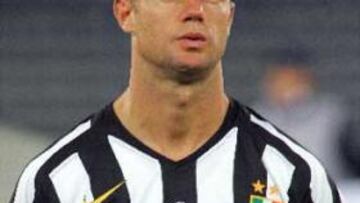 <b>PESSOTTO.</b>El ex jugador de la Juventus, de 35 años, era actualmente parte de la dirección técnica del club, en el que jugó durante más de una década