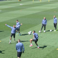 Rondo perfecto: 20 toques y épico troleo final de Cristiano