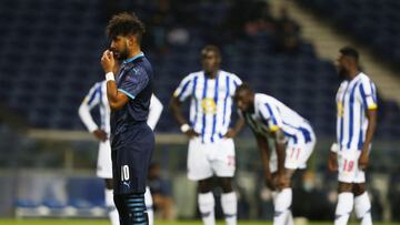 Soccer Football - Champions League - Group C - FC Porto v Olympique de Marseille - Estadio do Dragao, Porto, Portugal - November 3, 2020 Olympique de Marseille's Dimitri Payet before missing a penalty REUTERS/Rafael Marchante
