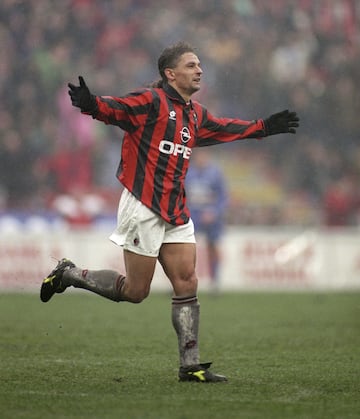 Temporadas en el FC Inter: 1998-2000 | Temporadas en el AC Milan: 1995-97