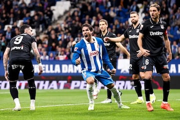 Cabrera celebra el 1-0.