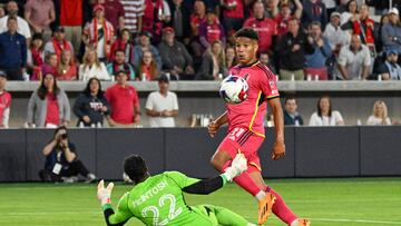 St. Louis defeat Sporting KC