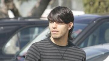 Agüero entra en la convocatoria y jugará ante el Barcelona