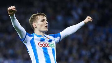 SAN SEBASTIAN, SPAIN - FEBRUARY 13: Martin Odegaard of Real Sociedad celebrates after scoring his team&#039;s second goal during the Copa del Rey Semi-Final 1st Leg match between Real Sociedad and Mirandes at Estadio Anoeta on February 13, 2020 in San Seb