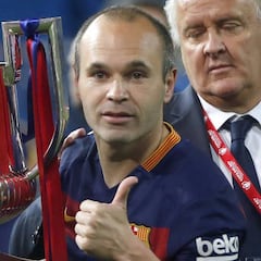 Iniesta: "Este título redondea una temporada magnífica"